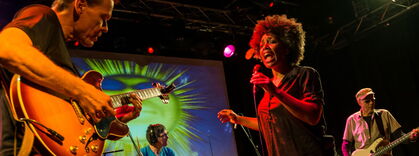 BIX TOP ACT: HATTLER • AUSVERKAUFT