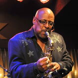 Sir Waldo Weathers  – „Ain’t nothing gonna hold me back!“ – feat. The Twiolins & guests